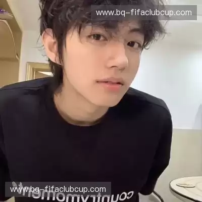 龚劫柱